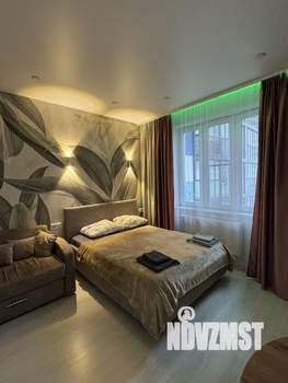 Студия квартира, посуточно, 40м2, 3/18 этаж