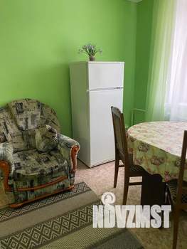 1-к квартира, посуточно, 37м2, 10/10 этаж