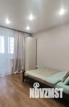 1-к квартира, посуточно, 37м2, 1/1 этаж