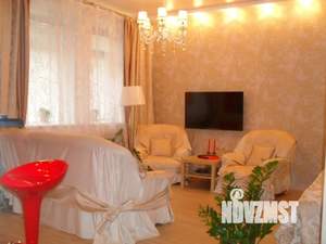 Студия квартира, посуточно, 38м2, 1/4 этаж