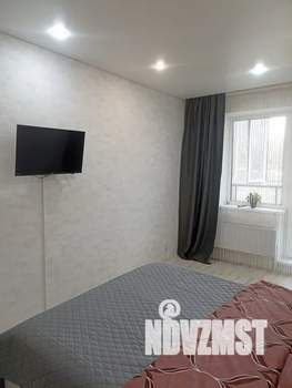 1-к квартира, посуточно, 39м2, 1/10 этаж