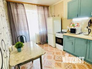 1-к квартира, посуточно, 37м2, 1/1 этаж