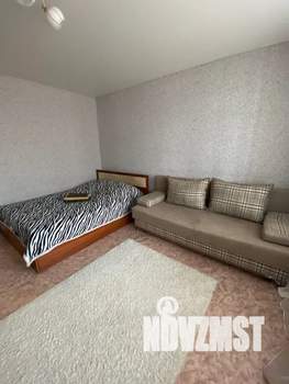 1-к квартира, посуточно, 37м2, 10/10 этаж