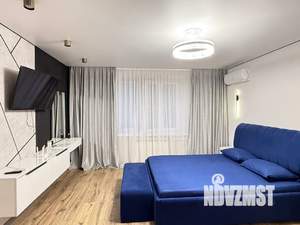 1-к квартира, посуточно, 42м2, 5/10 этаж