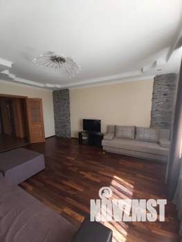 2-к квартира, посуточно, 78м2, 7/9 этаж