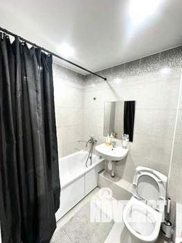 1-к квартира, посуточно, 43м2, 1/1 этаж