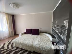 1-к квартира, посуточно, 33м2, 4/10 этаж