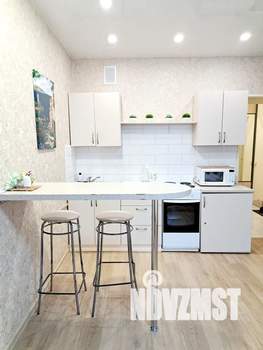 Студия квартира, посуточно, 30м2, 1/9 этаж