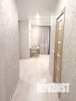 1-к квартира, посуточно, 35м2, 13/16 этаж