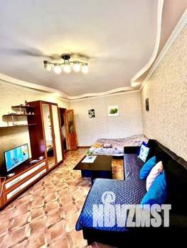 1-к квартира, посуточно, 40м2, 4/10 этаж