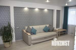 2-к квартира, посуточно, 45м2, 3/6 этаж