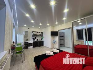 Студия квартира, посуточно, 30м2, 10/18 этаж