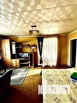 1-к квартира, посуточно, 35м2, 4/4 этаж