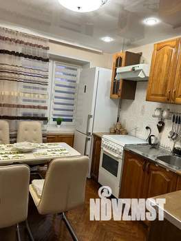 3-к квартира, посуточно, 63м2, 3/9 этаж