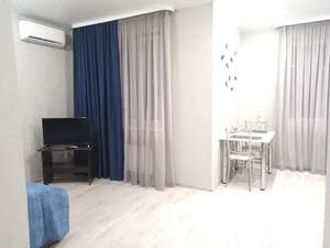 1-к квартира, посуточно, 35м2, 13/16 этаж