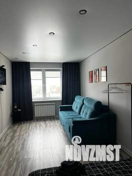 1-к квартира, посуточно, 40м2, 5/18 этаж