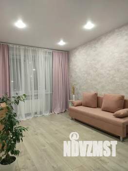 1-к квартира, посуточно, 45м2, 2/18 этаж