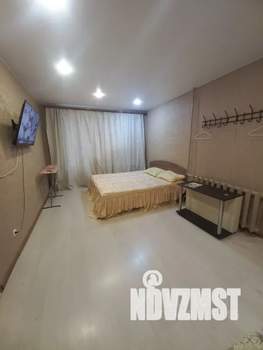 1-к квартира, посуточно, 37м2, 1/10 этаж