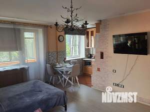 Студия квартира, посуточно, 32м2, 3/5 этаж