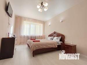 1-к квартира, посуточно, 43м2, 1/1 этаж