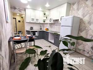 1-к квартира, посуточно, 44м2, 1/1 этаж