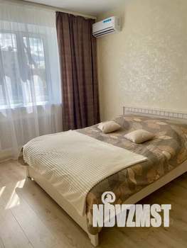 1-к квартира, посуточно, 42м2, 2/10 этаж