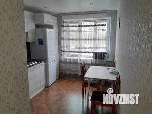 1-к квартира, посуточно, 33м2, 4/9 этаж
