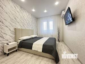 1-к квартира, посуточно, 46м2, 12/18 этаж