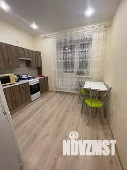 1-к квартира, посуточно, 42м2, 2/10 этаж