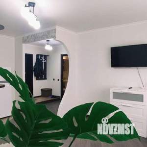 2-к квартира, посуточно, 52м2, 1/1 этаж