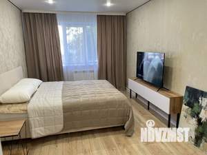 2-к квартира, посуточно, 49м2, 1/1 этаж