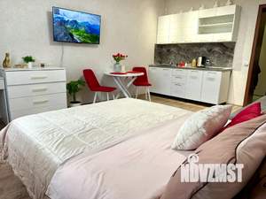 Студия квартира, посуточно, 32м2, 7/20 этаж