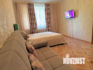 1-к квартира, посуточно, 37м2, 1/9 этаж