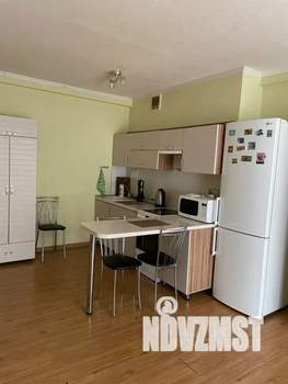 Студия квартира, посуточно, 35м2, 2/12 этаж