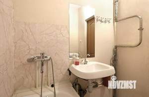 1-к квартира, посуточно, 50м2, 1/1 этаж