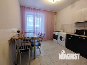 2-к квартира, посуточно, 65м2, 1/10 этаж
