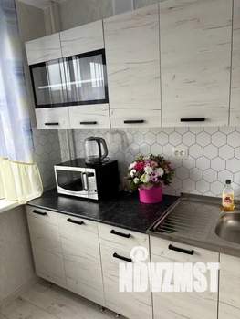 1-к квартира, посуточно, 35м2, 6/9 этаж