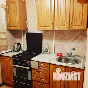 1-к квартира, посуточно, 32м2, 3/5 этаж