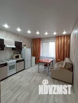 1-к квартира, посуточно, 39м2, 1/10 этаж