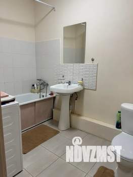 1-к квартира, посуточно, 42м2, 2/9 этаж