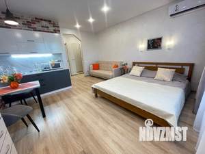 Студия квартира, посуточно, 35м2, 8/10 этаж