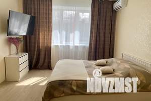 1-к квартира, посуточно, 42м2, 2/9 этаж