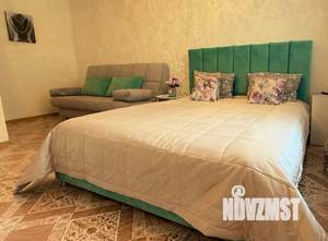 1-к квартира, посуточно, 37м2, 1/9 этаж