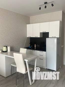 Студия квартира, посуточно, 27м2, 1/11 этаж