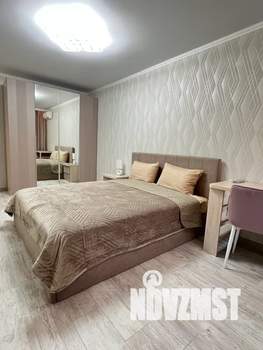 1-к квартира, посуточно, 37м2, 4/9 этаж