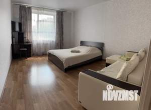 1-к квартира, посуточно, 42м2, 2/9 этаж