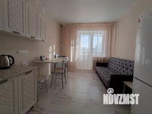 1-к квартира, посуточно, 43м2, 1/1 этаж