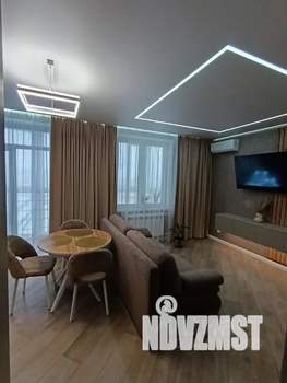 Студия квартира, посуточно, 43м2, 9/18 этаж