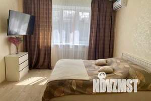 1-к квартира, посуточно, 42м2, 2/9 этаж