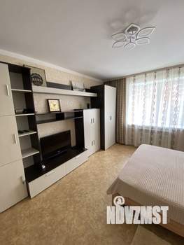 1-к квартира, посуточно, 40м2, 5/10 этаж